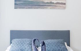 Apartment New & Nice
